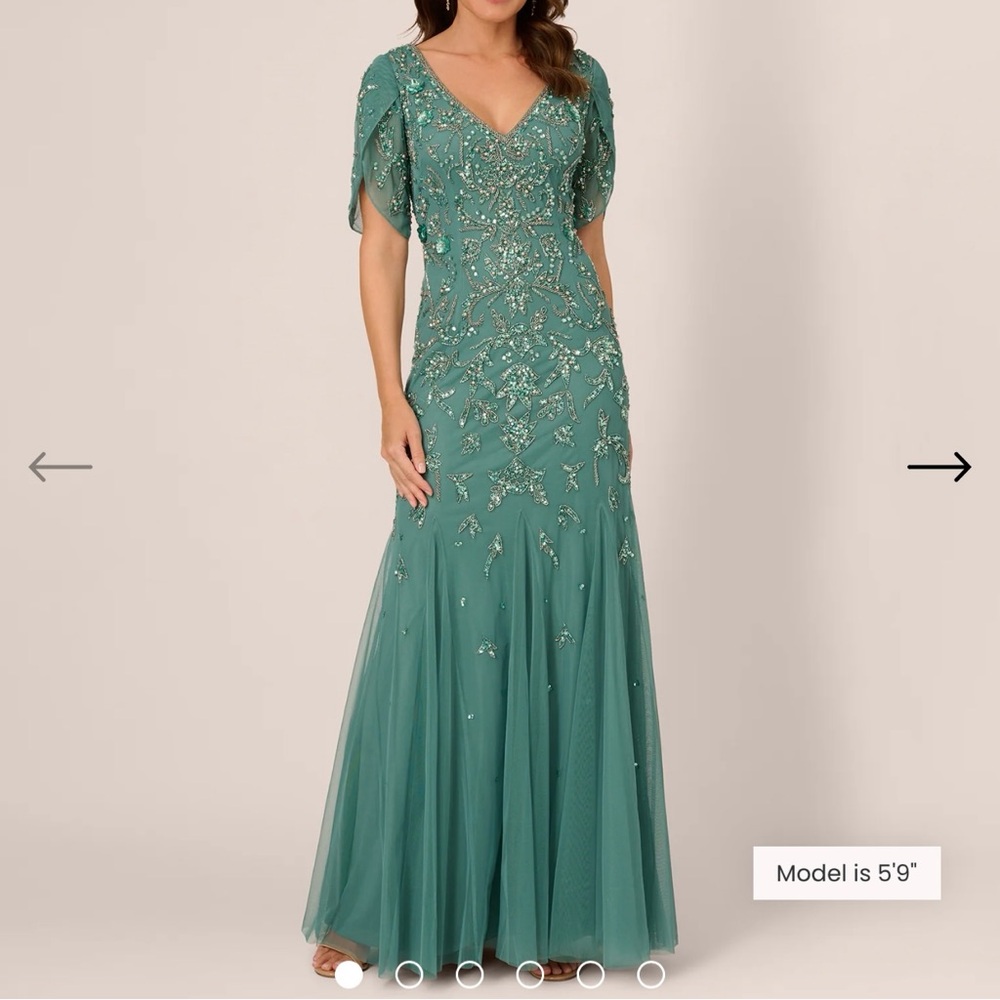 BNWT Adrianna Papell Beaded Gown